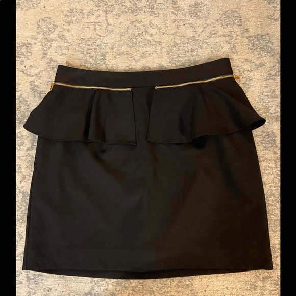 Forever 21 Dresses & Skirts - Flare Top Mini skirt- Forever 21- black- size L